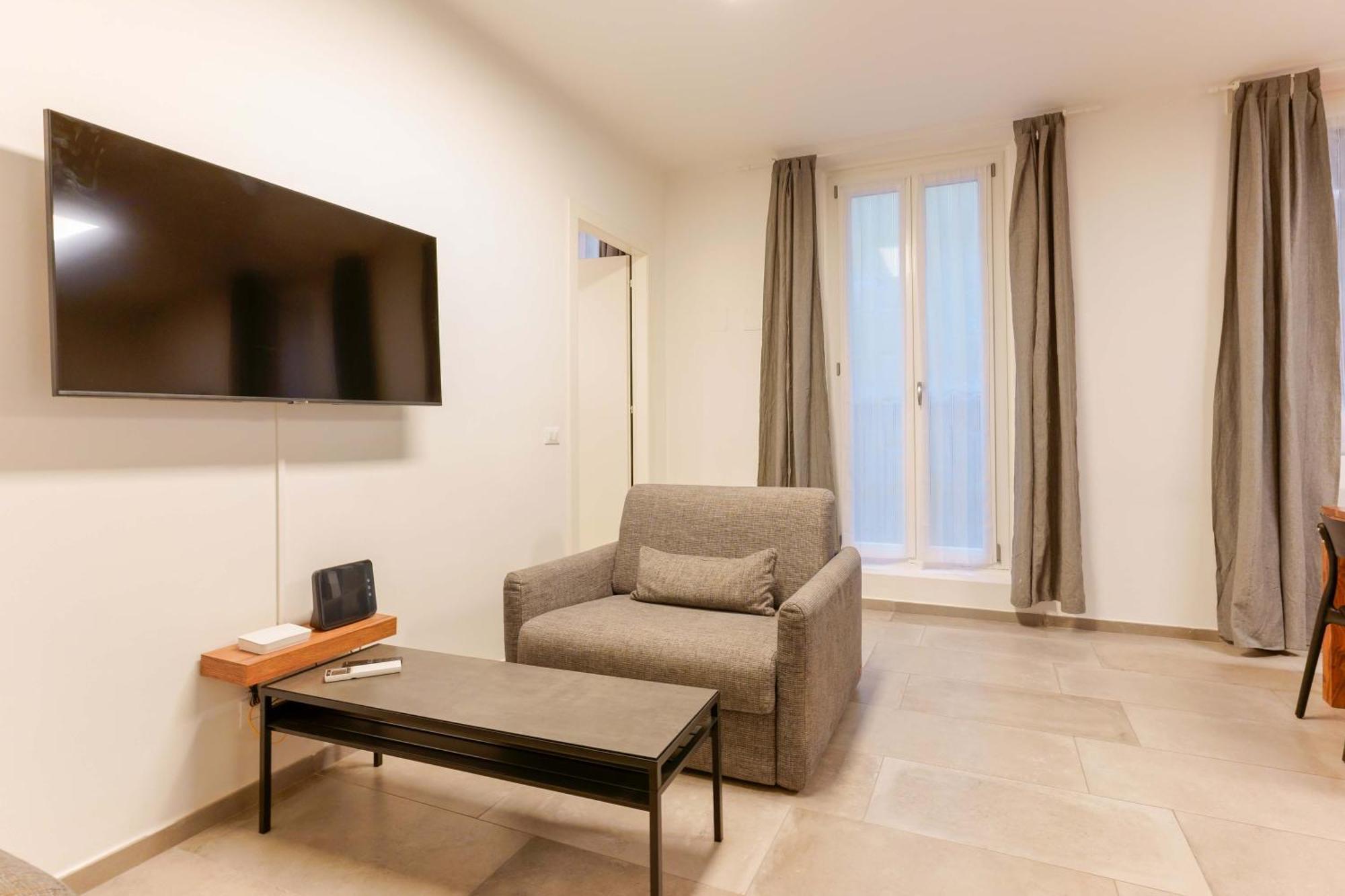 Sette Chiese Apartments Bologna Bagian luar foto